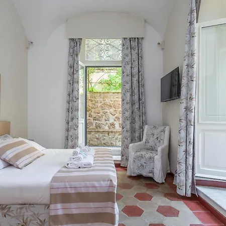 Prati 3bdr Urban Charm *