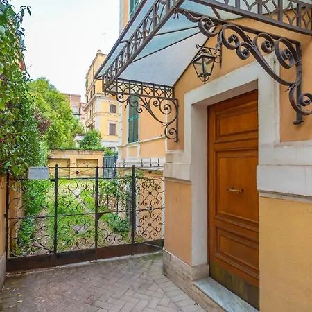 Appartement Prati 3bdr Urban Charm Rome
